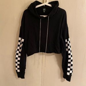 Cropped Hoodie with Checkerboard Printed Sleeves and Metal Chain Drawstrings